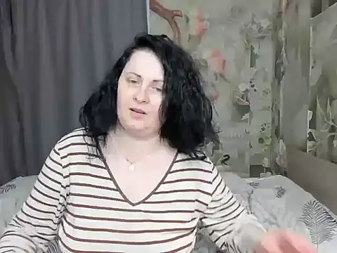 Snapshot of Lillian2 chatting on March 27, 2026, 8:48 am Lillian2 online show from March 27, 2026, 8:48 am