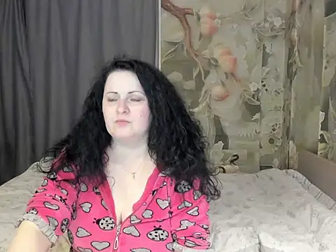 Snapshot of Lillian2 chatting on March 29, 2026, 6:42 pm Lillian2 online show from March 29, 2026, 6:42 pm