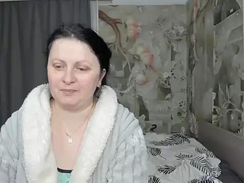 Snapshot of Lillian2 chatting on February 26, 2026, 6:08 pm Lillian2 online show from February 26, 2026, 6:08 pm