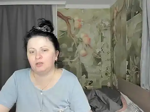 Snapshot of Lillian2 chatting on February 1, 2026, 7:34 pm Lillian2 online show from February 1, 2026, 7:34 pm