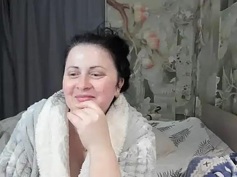 Snapshot of Lillian2 chatting on April 1, 2026, 6:38 pm Lillian2 online show from April 1, 2026, 6:38 pm