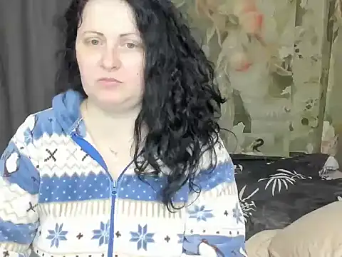 Snapshot of Lillian2 chatting on April 26, 2026, 7:11 pm Lillian2 online show from April 26, 2026, 7:11 pm