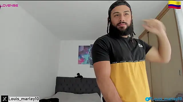 Snapshot of Louis_marley__ chatting on December 14, 2025, 8:47 pm Louis marley online show from December 14, 2025, 8:47 pm