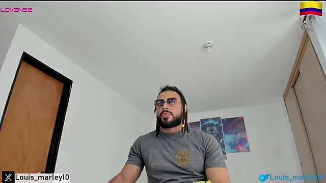 Snapshot of Louis_marley__ chatting on March 7, 2025, 6:54 pm Louis marley online show from March 7, 2025, 6:54 pm