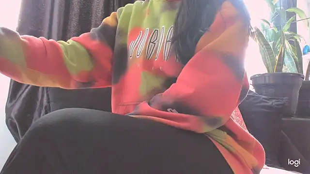 Snapshot of MYFAVOURITESTRAGER chatting on November 12, 2025, 3:27 pm MYFAVOURITESTRAGER online show from November 12, 2025, 3:27 pm