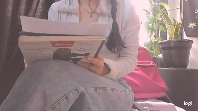 Snapshot of MYFAVOURITESTRAGER chatting on November 26, 2025, 4:18 pm MYFAVOURITESTRAGER online show from November 26, 2025, 4:18 pm