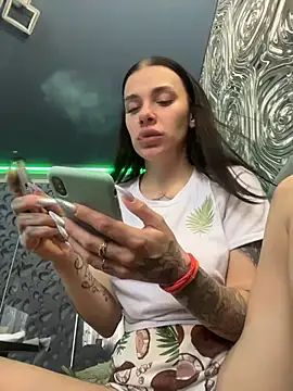 Snapshot of Queen_of_pain chatting on February 6, 2026, 7:04 am Queen of pain online show from February 6, 2026, 7:04 am