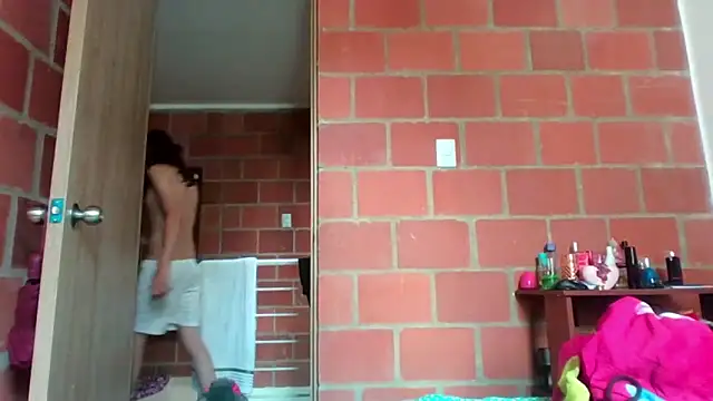 Snapshot of dussan chatting on September 27, 2025, 2:01 pm dussan online show from September 27, 2025, 2:01 pm