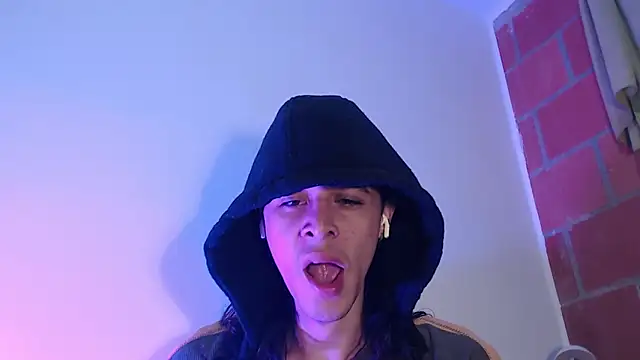 Snapshot of dussan chatting on March 19, 2025, 3:20 am dussan online show from March 19, 2025, 3:20 am