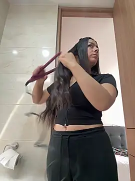 Nicollemays online show from March 24, 2026, 2:17 pm