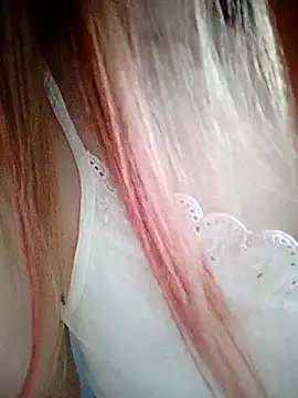  Sweet Love  online show from February 11, 2026, 10:37 am