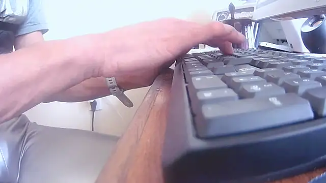 hottottrot691 online show from April 13, 2026, 1:15 pm