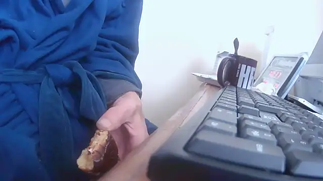 hottottrot691 online show from February 26, 2026, 3:34 pm