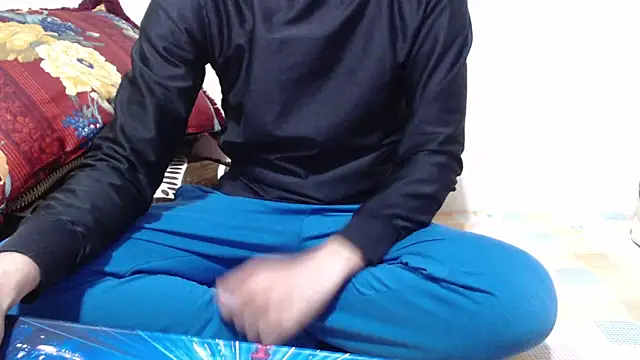 Alexdelarge323 online show from March 9, 2026, 1:47 pm