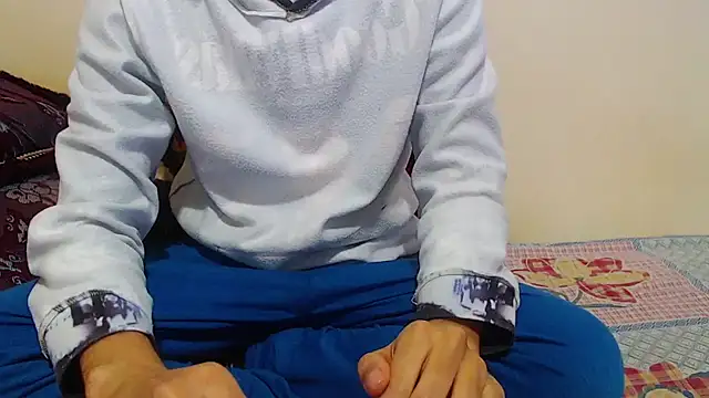 Alexdelarge323 online show from March 14, 2025, 11:56 am