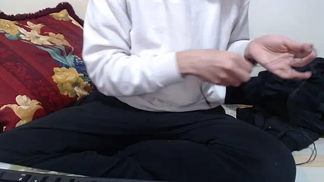 Snapshot of Alexdelarge323 chatting on February 6, 2026, 11:17 am Alexdelarge323 online show from February 6, 2026, 11:17 am