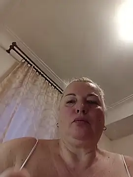 Snapshot of Katya_hottie chatting on December 3, 2025, 12:48 pm Katya hottie online show from December 3, 2025, 12:48 pm