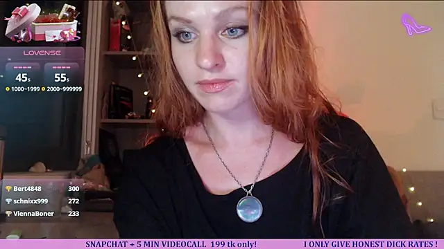 Snapshot of Cassie_Wild chatting on July 27, 2026, 1:51 pm Cassie Wild online show from July 27, 2026, 1:51 pm