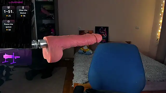 Snapshot of Cherry__Girl chatting on November 3, 2025, 4:43 pm Cherry Girl online show from November 3, 2025, 4:43 pm