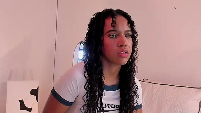 Tina Rouse2 online show from April 24, 2026, 4:20 pm