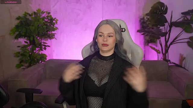 Jasmine Flow online show from April 15, 2026, 7:25 am