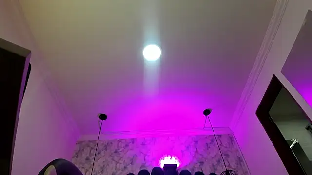 Snapshot of nalalye_cruzz_ chatting on February 4, 2026, 2:39 am nalalye cruzz online show from February 4, 2026, 2:39 am