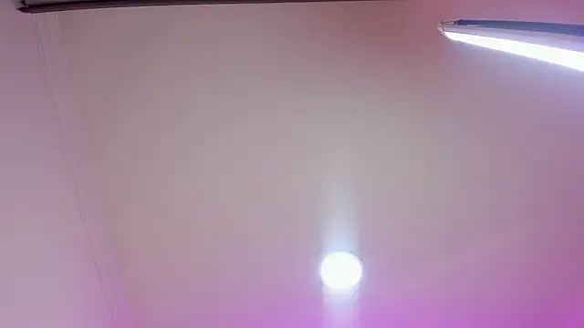 Snapshot of nalalye_cruzz_ chatting on March 4, 2026, 2:41 am nalalye cruzz online show from March 4, 2026, 2:41 am