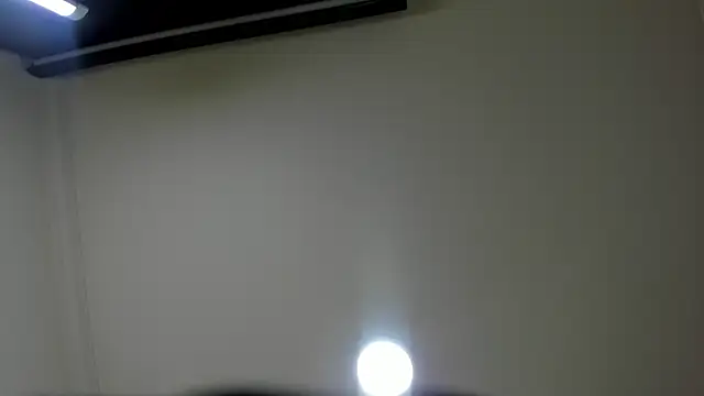 Snapshot of nalalye_cruzz_ chatting on June 14, 2026, 2:24 am nalalye cruzz online show from June 14, 2026, 2:24 am