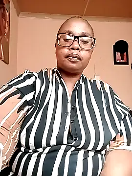 ZOQULUx online show from March 13, 2026, 12:32 pm