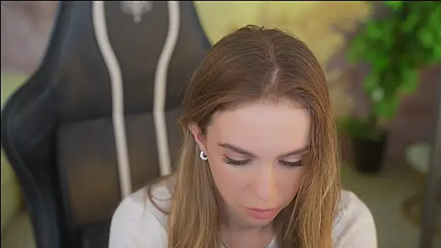 Snapshot of Anabelka054 chatting on November 28, 2025, 11:43 am Anabelka054 online show from November 28, 2025, 11:43 am