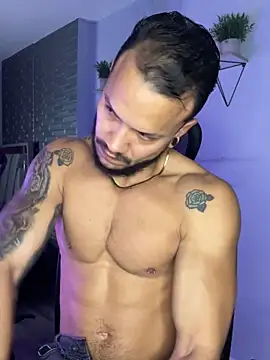 ARON TAYLER01 online show from November 26, 2025, 10:37 am