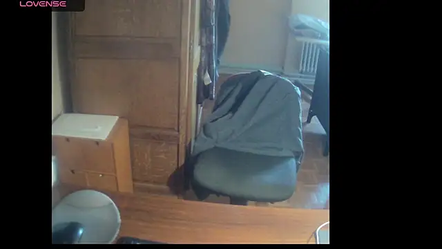 Snapshot of terrybare chatting on February 16, 2025, 2:00 pm terrybare online show from February 16, 2025, 2:00 pm