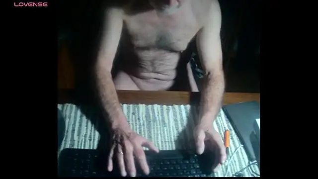 Snapshot of terrybare chatting on March 16, 2025, 6:01 pm terrybare online show from March 16, 2025, 6:01 pm