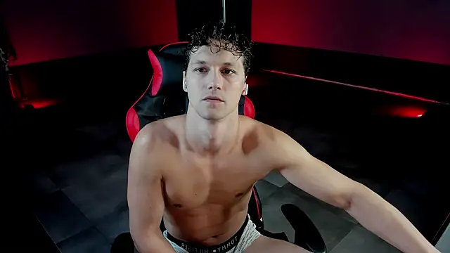 Snapshot of dirty-boss chatting on September 24, 2025, 11:06 am dirty-boss online show from September 24, 2025, 11:06 am