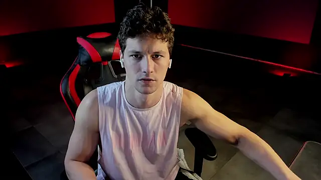 Snapshot of dirty-boss chatting on March 8, 2025, 2:19 pm dirty-boss online show from March 8, 2025, 2:19 pm