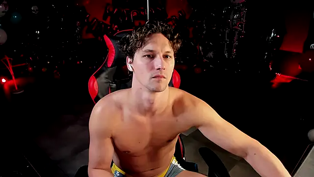 Snapshot of dirty-boss chatting on December 1, 2025, 4:35 am dirty-boss online show from December 1, 2025, 4:35 am