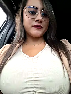 Snapshot of Oryk___ chatting on February 15, 2025, 4:56 pm Oryk online show from February 15, 2025, 4:56 pm