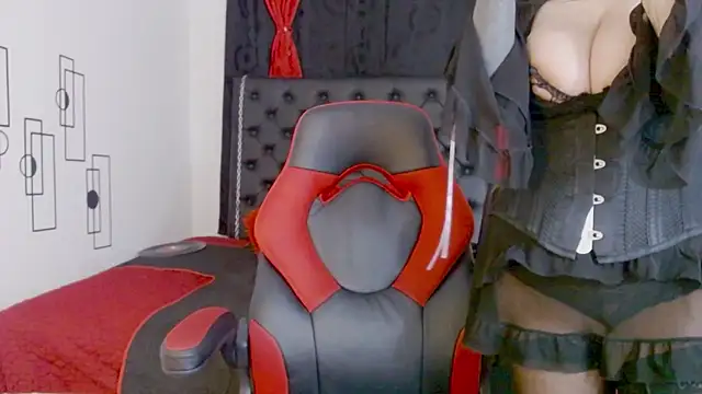 Snapshot of misslombana chatting on September 18, 2025, 4:26 am misslombana online show from September 18, 2025, 4:26 am