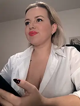 Snapshot of Ladykaos chatting on November 25, 2025, 1:22 pm Ladykaos online show from November 25, 2025, 1:22 pm