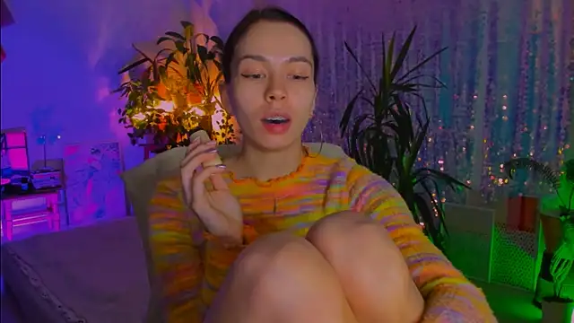 Snapshot of poli__ chatting on November 27, 2025, 4:51 pm poli online show from November 27, 2025, 4:51 pm