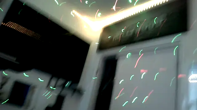 Snapshot of TheGAPEgatsby92 chatting on November 27, 2025, 8:37 am TheGAPEgatsby92 online show from November 27, 2025, 8:37 am