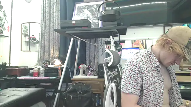 Snapshot of TheGAPEgatsby92 chatting on November 23, 2025, 10:47 am TheGAPEgatsby92 online show from November 23, 2025, 10:47 am