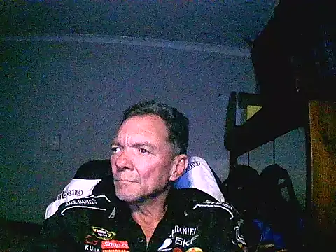 RavenDiago online show from November 18, 2025, 9:51 pm