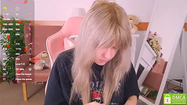 Snapshot of Grace_and__Jacob chatting on November 26, 2025, 7:30 am Grace and Jacob online show from November 26, 2025, 7:30 am