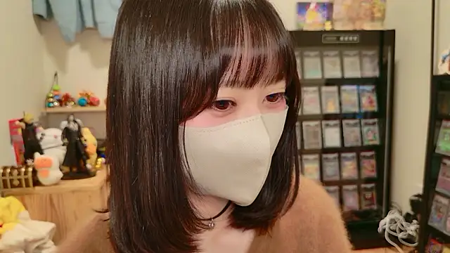 Snapshot of HIKARI_x0 chatting on November 18, 2025, 3:04 pm HIKARI x0 online show from November 18, 2025, 3:04 pm