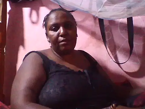 Snapshot of big_clits chatting on July 7, 2026, 6:47 am big clits online show from July 7, 2026, 6:47 am