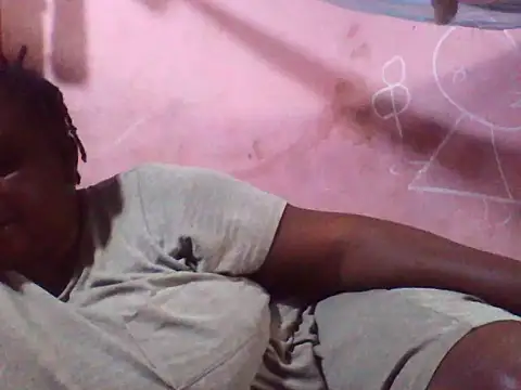 big clits online show from April 16, 2026, 2:29 pm