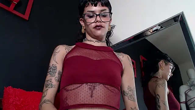 Snapshot of trinitty chatting on February 4, 2025, 4:29 pm trinitty online show from February 4, 2025, 4:29 pm