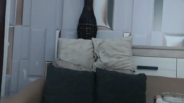 Snapshot of rosie69 chatting on October 11, 2025, 6:42 pm rosie69 online show from October 11, 2025, 6:42 pm