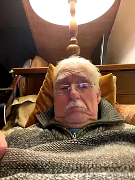 Steffibi1954 online show from November 4, 2025, 5:06 pm